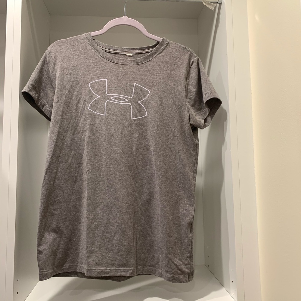 under armour t-shirt